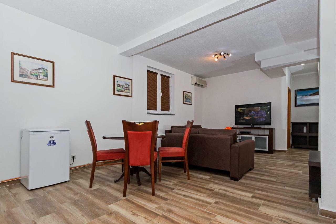 Upper Gate Apartments โอครีด ภายนอก รูปภาพ